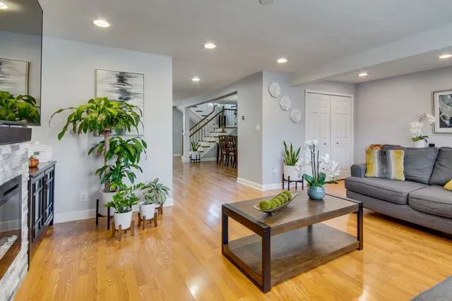 $750,000 | 3120 North Christiana Avenue, Chicago, IL 60618