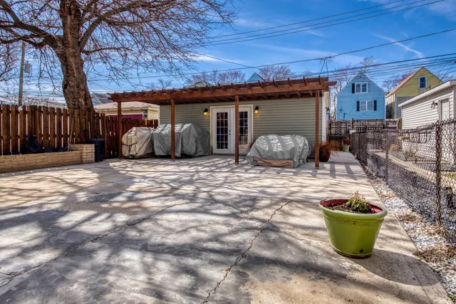 $750,000 | 3120 North Christiana Avenue, Chicago, IL 60618