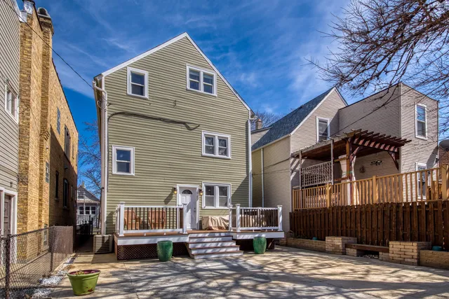 $750,000 | 3120 North Christiana Avenue, Chicago, IL 60618