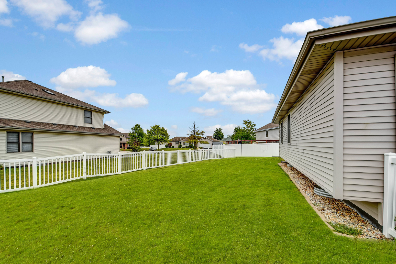 2012 Willow Brook Drive Bourbonnais, IL 60914 - Photo 33 of 33 a view of a backyard with a garden