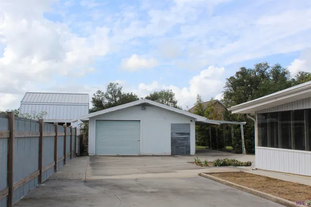 $185,000 | 248 Ledet Lane, Larose, LA 70373