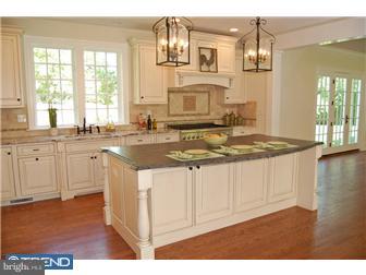 1025 Millbrook Road Berwyn, PA 19312 - Photo 5 of 10 Kitchen