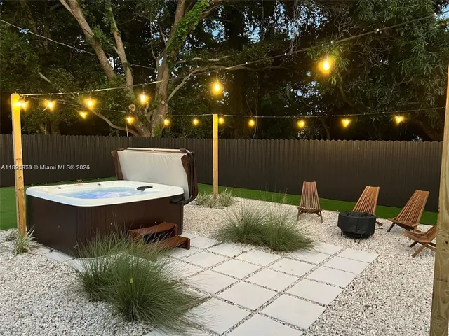 $590,000 | 2718 Adams Street, Hollywood, FL 33020