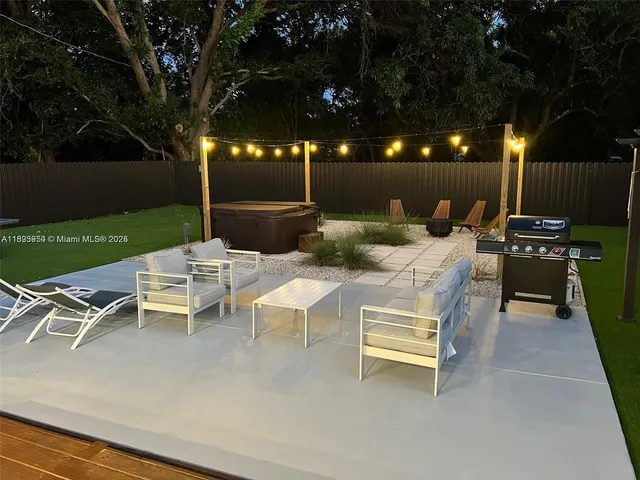 $590,000 | 2718 Adams Street, Hollywood, FL 33020