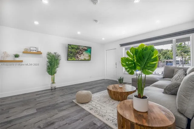 $590,000 | 2718 Adams Street, Hollywood, FL 33020