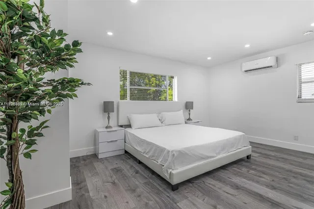 $590,000 | 2718 Adams Street, Hollywood, FL 33020