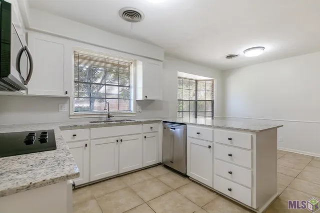 $359,900 | 12275 East Sheraton Avenue, Baton Rouge, LA 70815