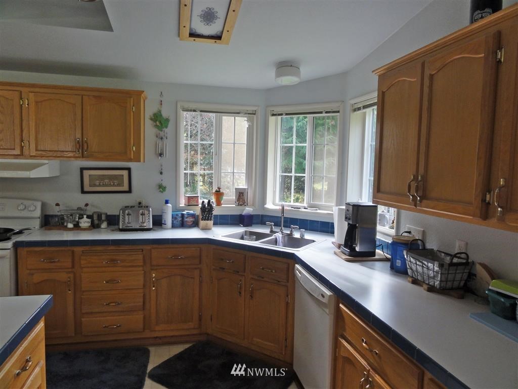 238 A Baker Road Randle, WA 98377 - Photo 6 of 25 Gallery Image 6