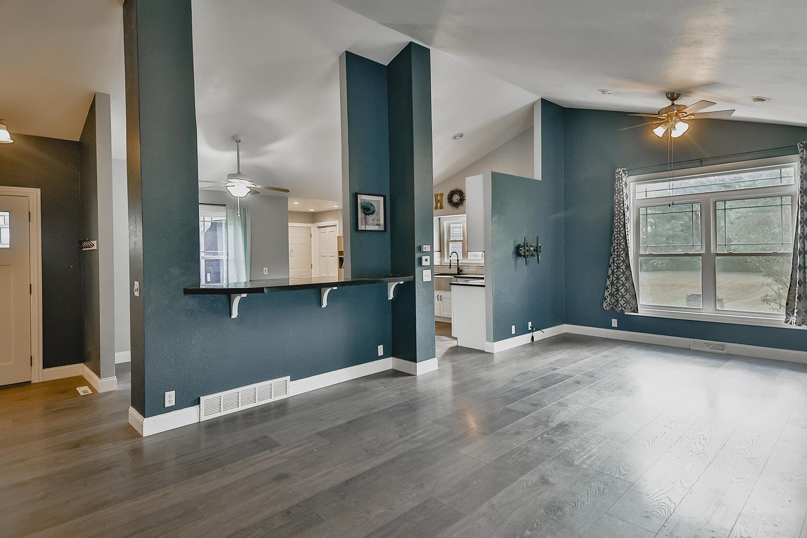 7248 Burr Oak Road Roscoe, IL 61073 - Photo 8 of 37 Gallery Image 8
