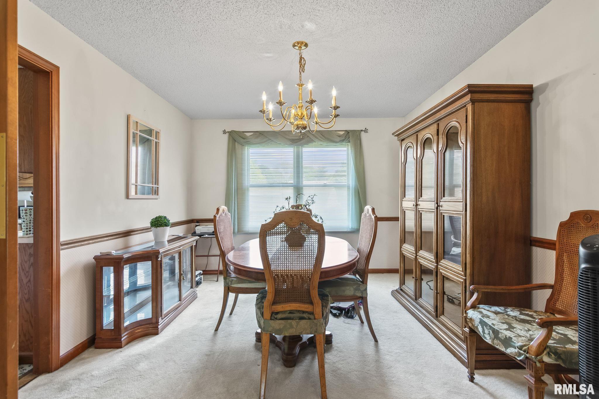108 Norwalk Road Springfield, IL 62704 - Photo 8 of 40