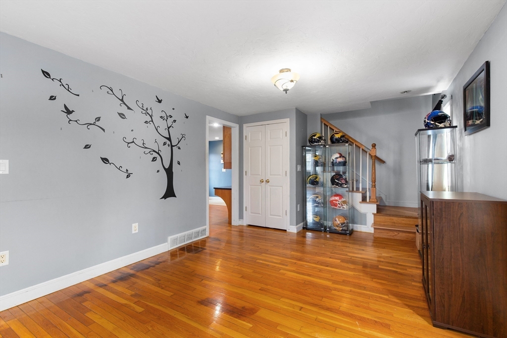 43 Apollo Road Whitman, MA 02382 - Photo 9 of 20