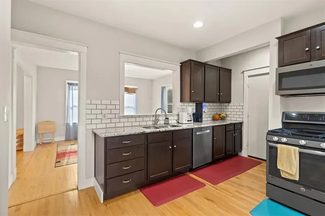 $380,000 | 5420 Tracy Avenue, Kansas City, MO 64110