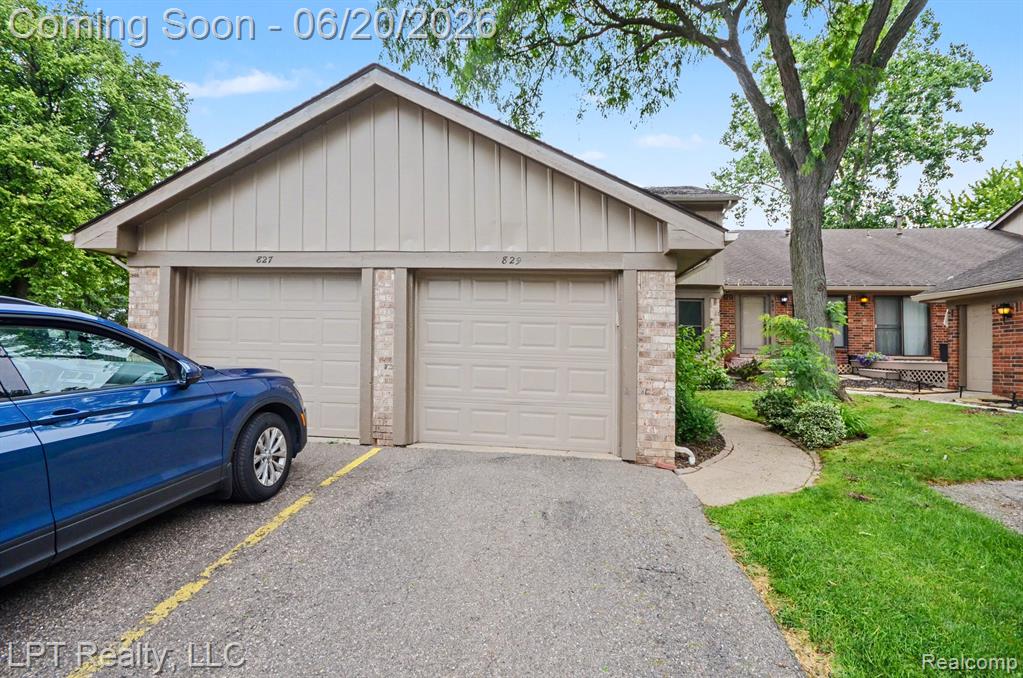 829 Langdon Court Rochester Hills, MI 48307 - Photo 2 of 31
