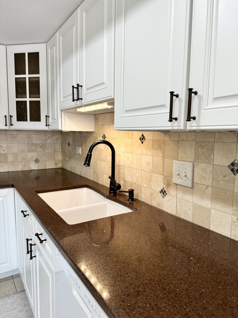 9105 South Roberts Road, Unit 2B Hickory Hills, IL 60457 - Photo 10 of 23 Gallery Image 10