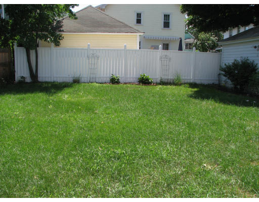 76 Osborne Terrace Springfield, MA 01104 - Photo 14 of 15 Gallery Image 14
