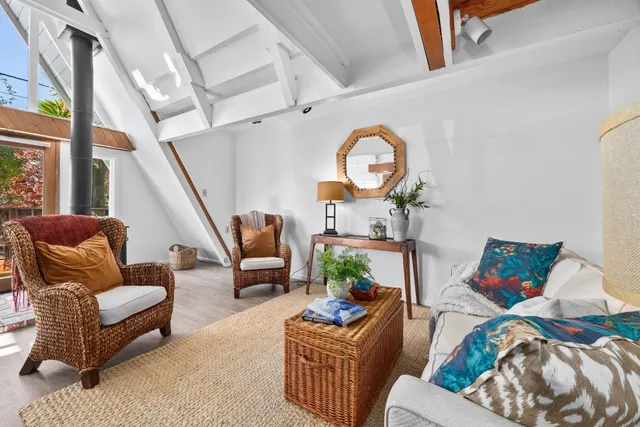 $2,890,000 | 360 36th Avenue, Santa Cruz, CA 95062