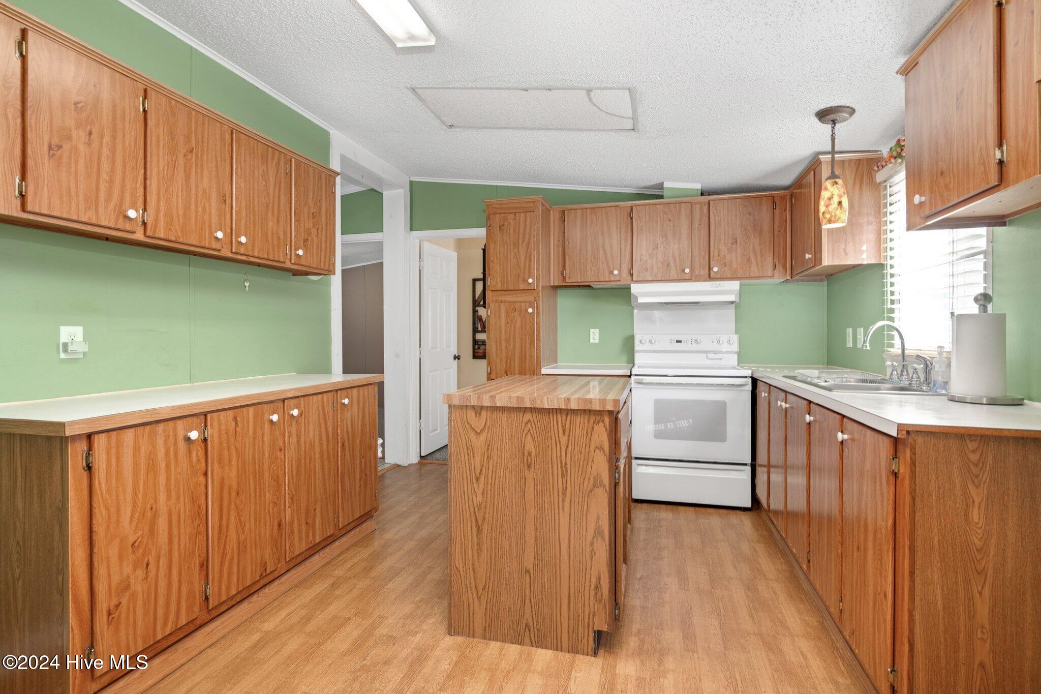 616 St Lewis Road Macclesfield, NC 27852 - Photo 13 of 29 Kitchen