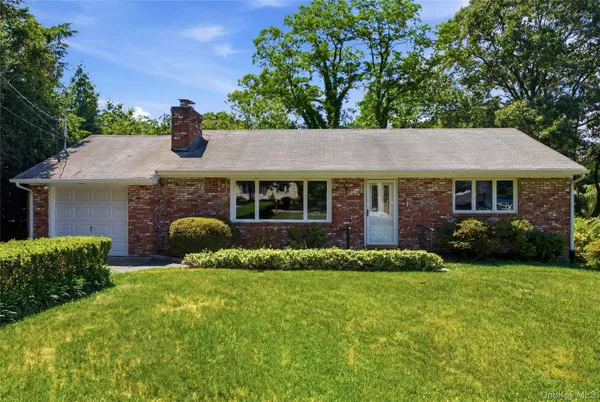 $599,000 | 58 Juniper Road, Kings Park, NY 11754