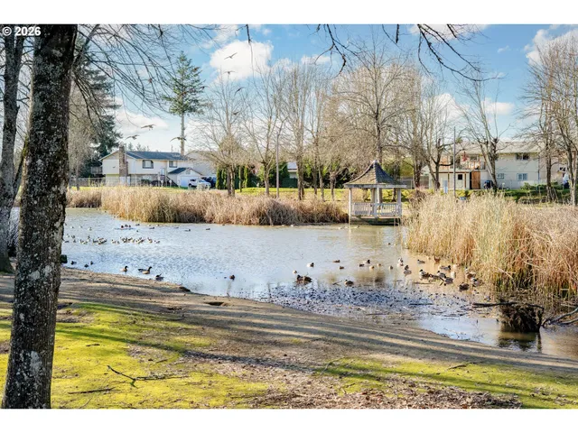 $575,000 | 1527 Northeast La Mesa Place, Gresham, OR 97030