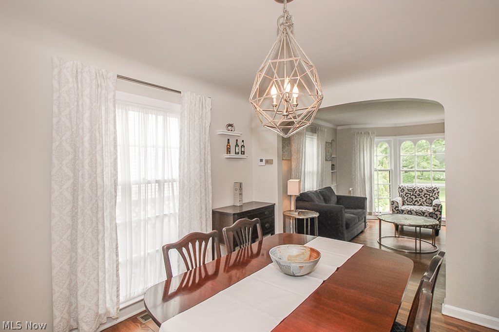 2764 Berkshire Road Cleveland, OH 44106 - Photo 7 of 27 Gallery Image 7