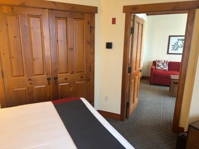 $779,000 | 7412 Mountain Road, Unit 327, Stowe, VT 05672