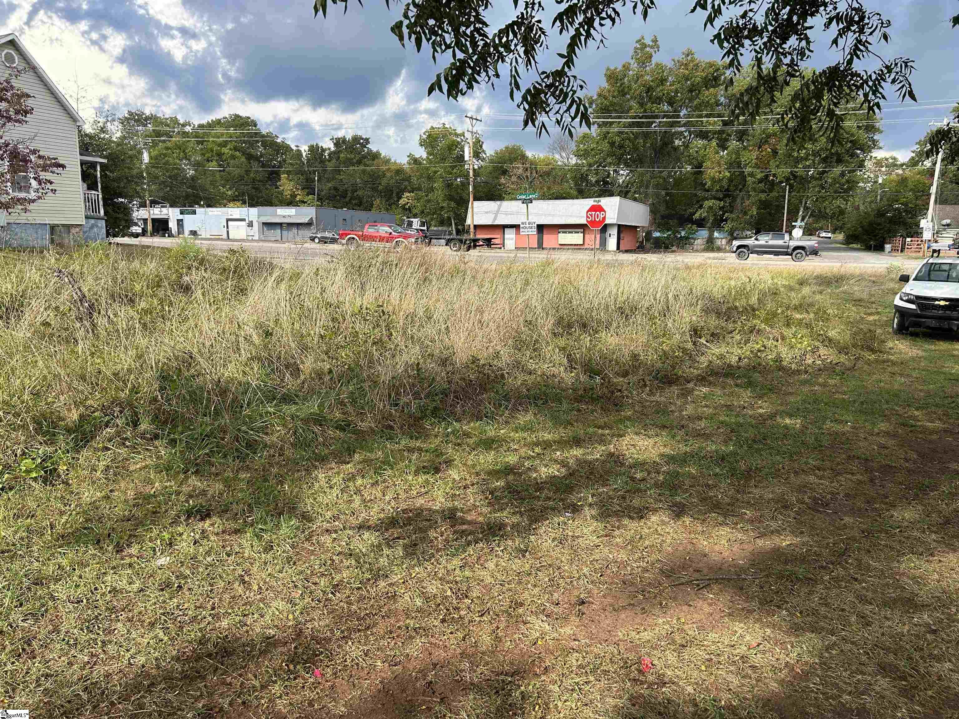 411 Cedar Lane Road Greenville, SC 29611 - Photo 2 of 4 Gallery Image 2