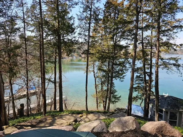 $2,700,000 | W4996 Robinson Drive, Elkhorn, WI 53121