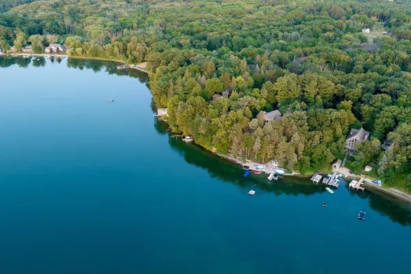 $2,600,000 | W4996 Robinson Drive, Elkhorn, WI 53121