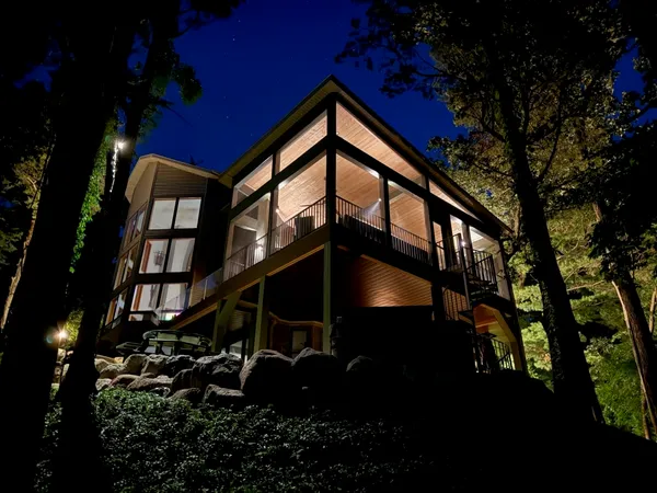 $2,700,000 | W4996 Robinson Drive, Elkhorn, WI 53121