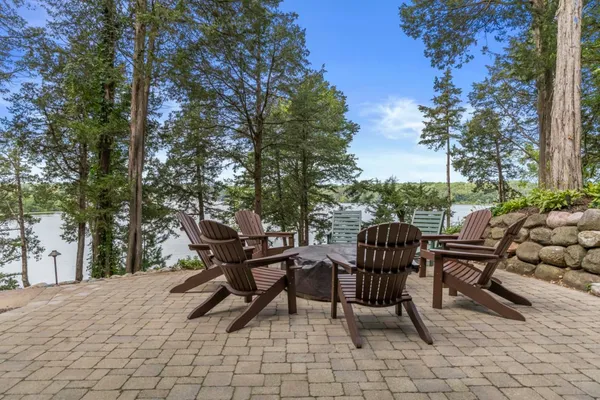 $2,600,000 | W4996 Robinson Drive, Elkhorn, WI 53121