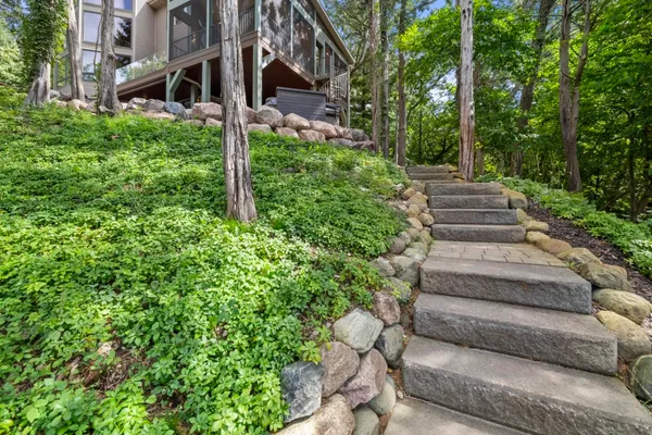 $2,700,000 | W4996 Robinson Drive, Elkhorn, WI 53121