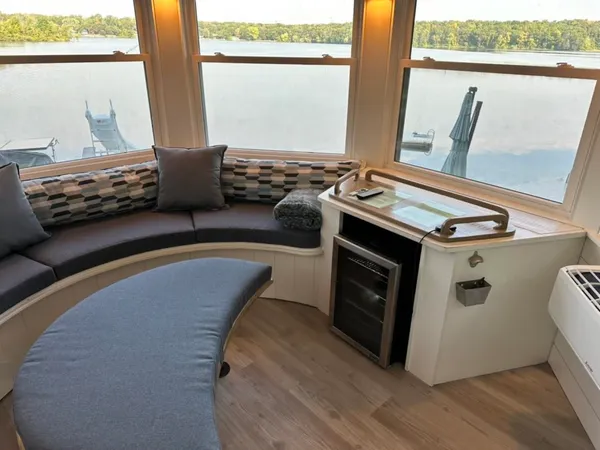 $2,600,000 | W4996 Robinson Drive, Elkhorn, WI 53121