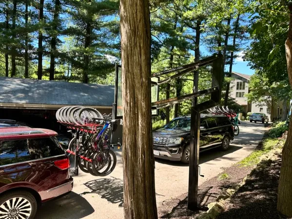 $2,700,000 | W4996 Robinson Drive, Elkhorn, WI 53121