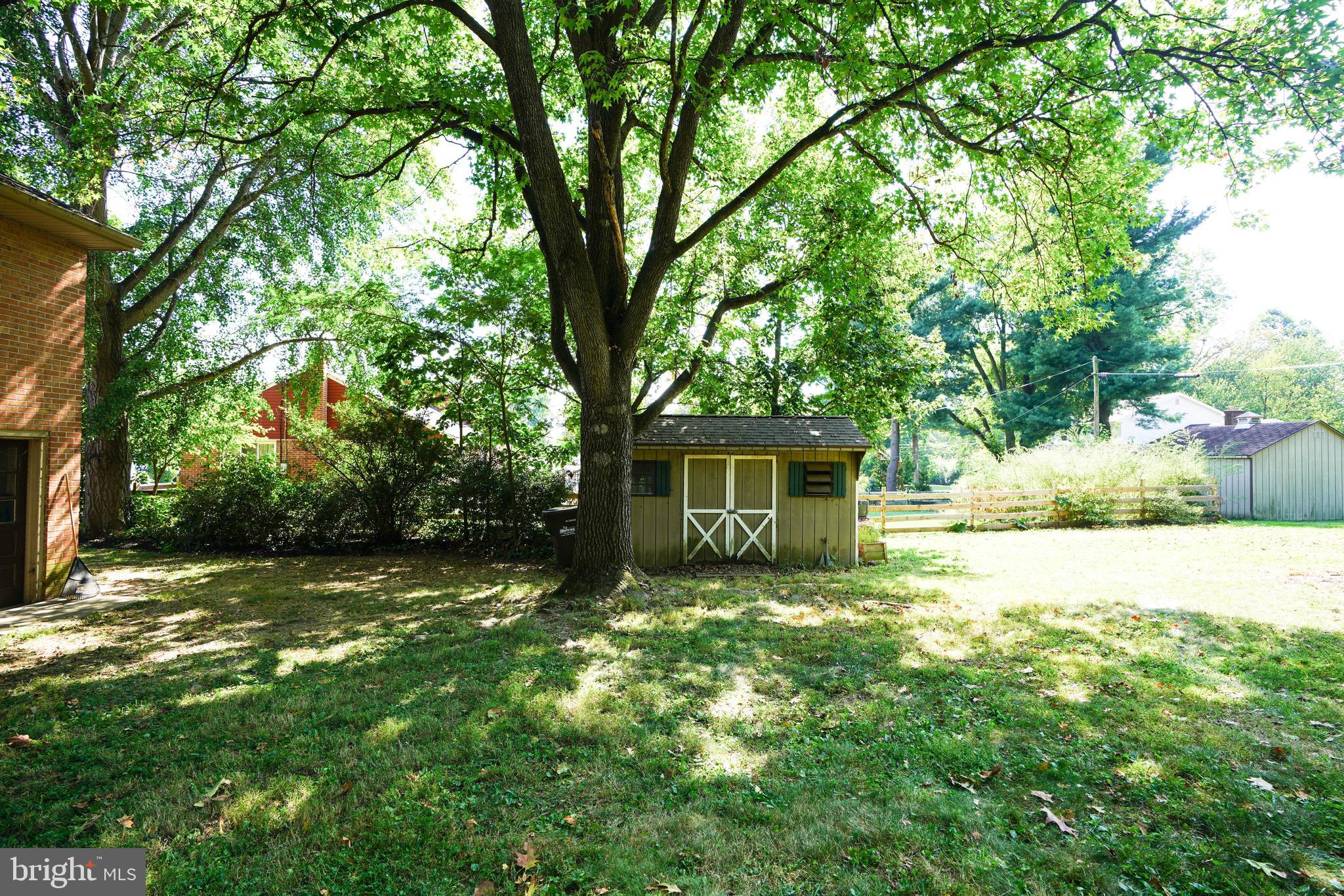105 Mayfield Drive Lititz, PA 17543 - Photo 31 of 32 Shed