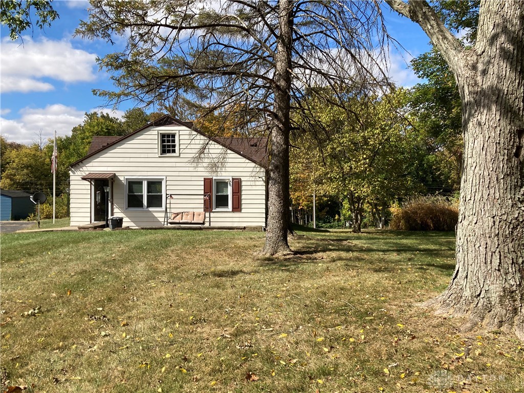 136 Diamond Mill Road New Lebanon, OH 45345 - Photo 2 of 19 Gallery Image 2
