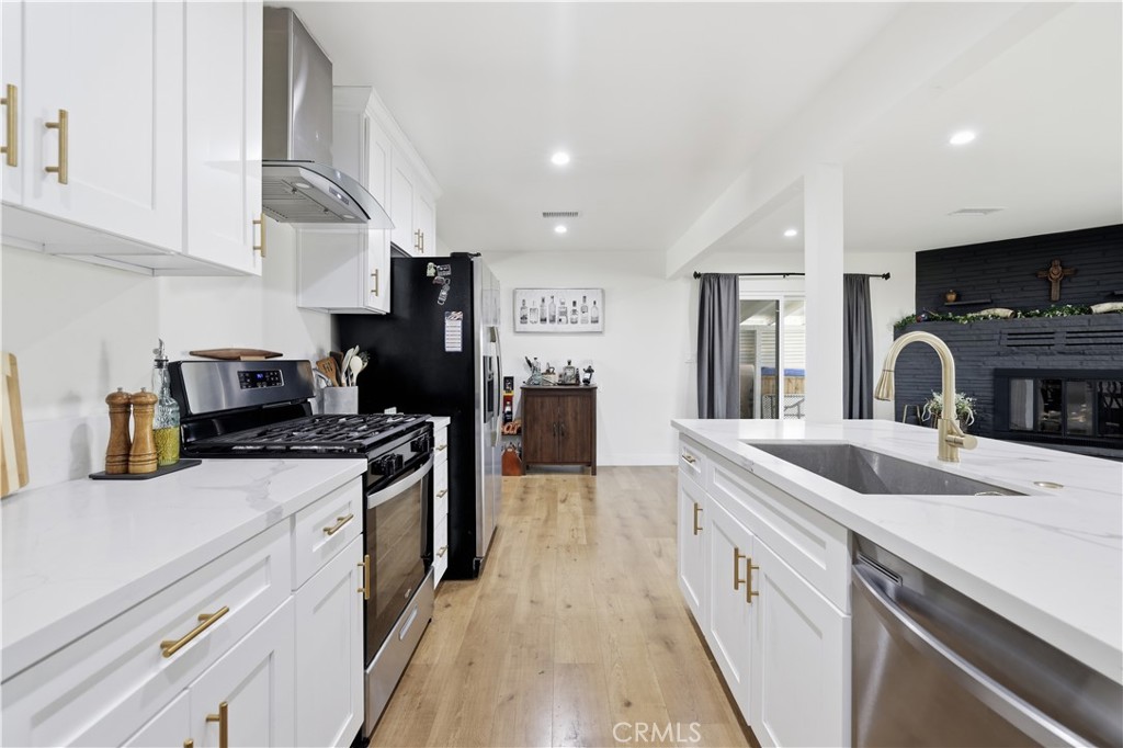 44335 Glenraven Road Lancaster, CA 93535 - Photo 11 of 27