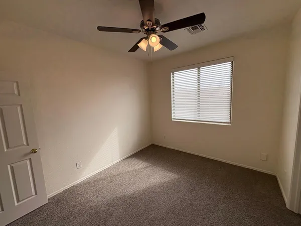 $3,095 | 8816 West Myrtle Avenue, Glendale, AZ 85305