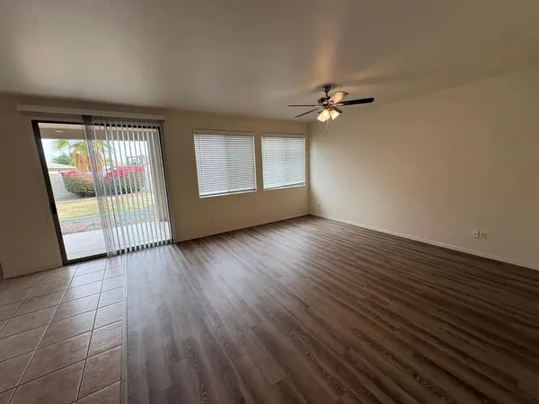 $3,095 | 8816 West Myrtle Avenue, Glendale, AZ 85305