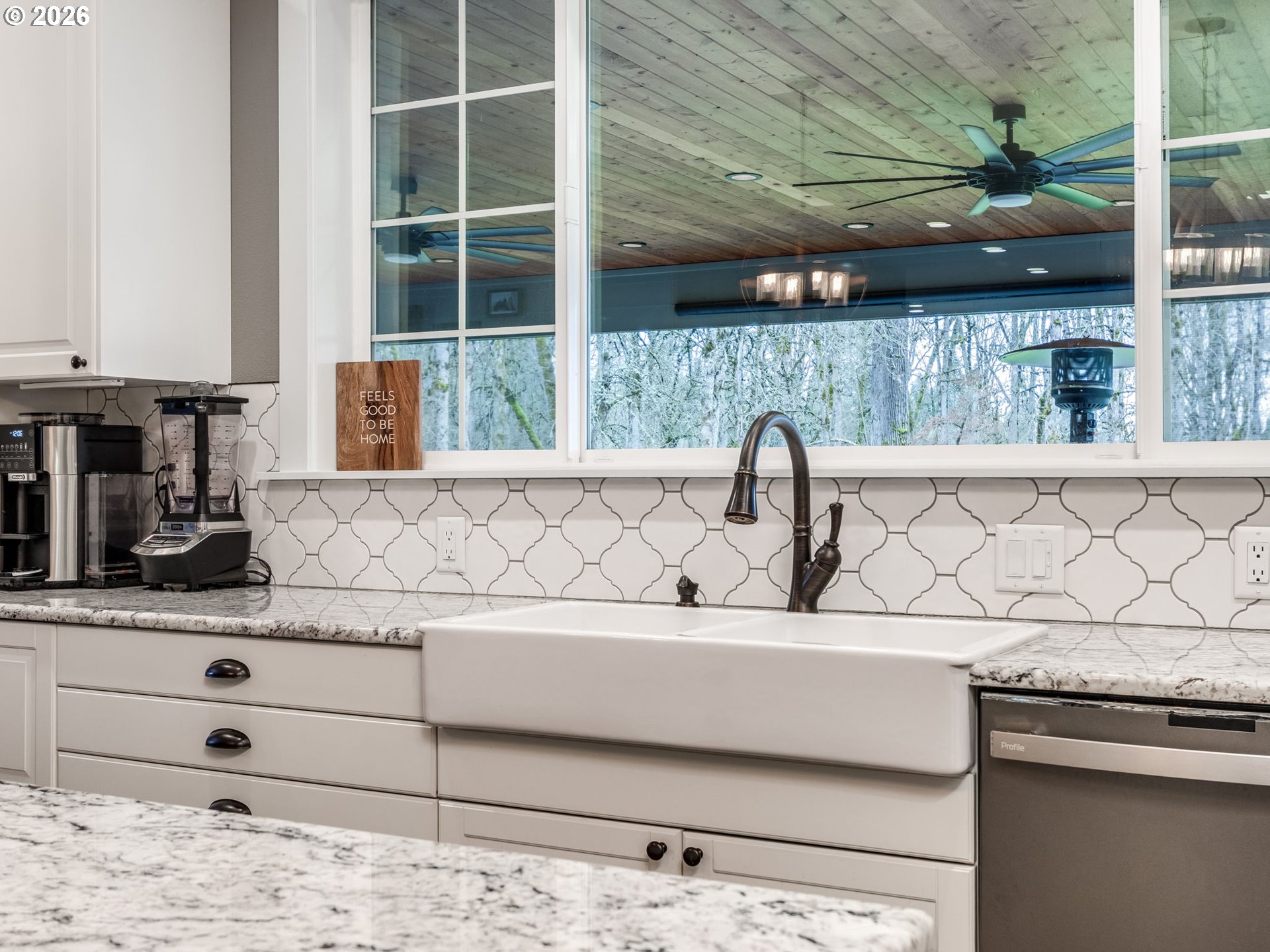 12950 South Barnards Road Molalla, OR 97038 - Photo 15 of 48 a kitchen with a sink and a window