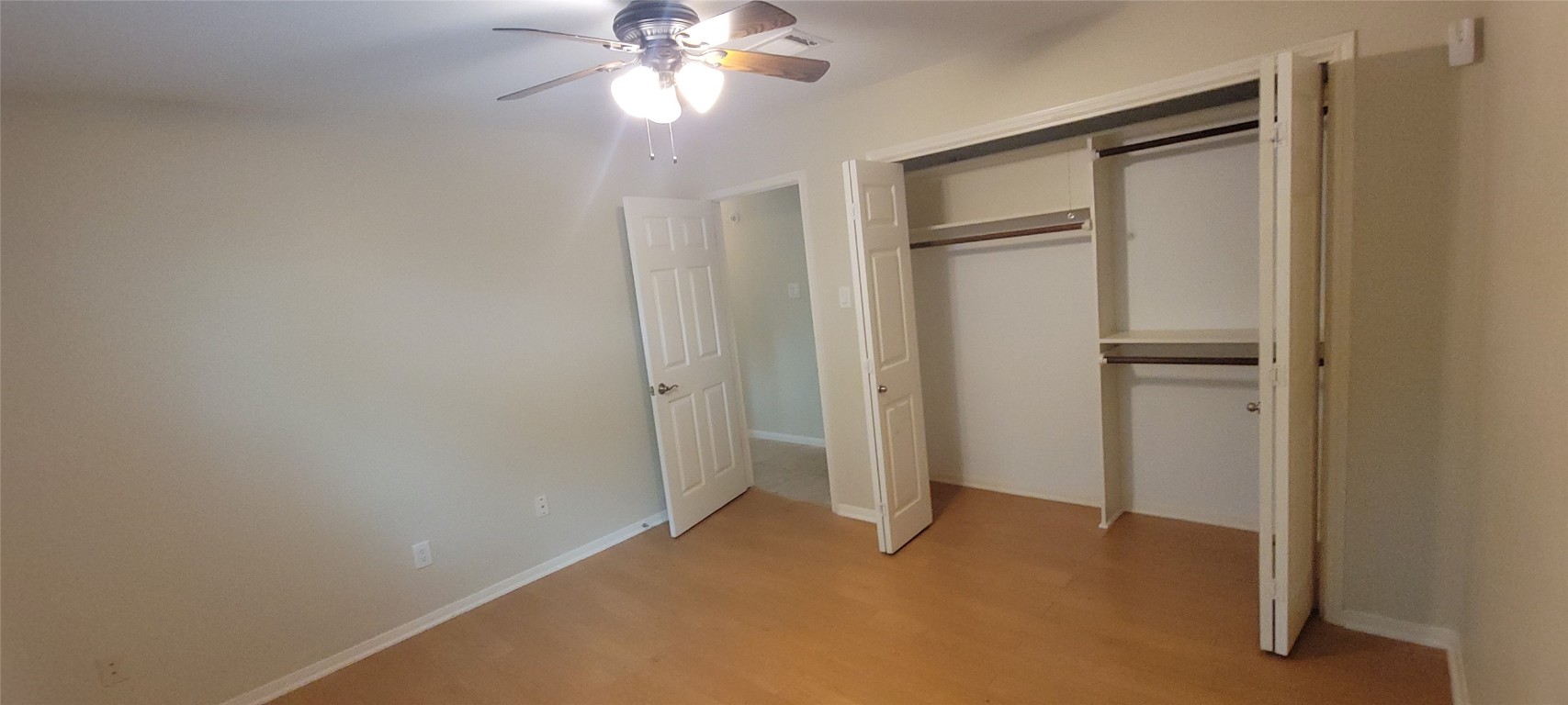 11531 Overbrook Lane Houston, TX 77077 - Photo 6 of 30