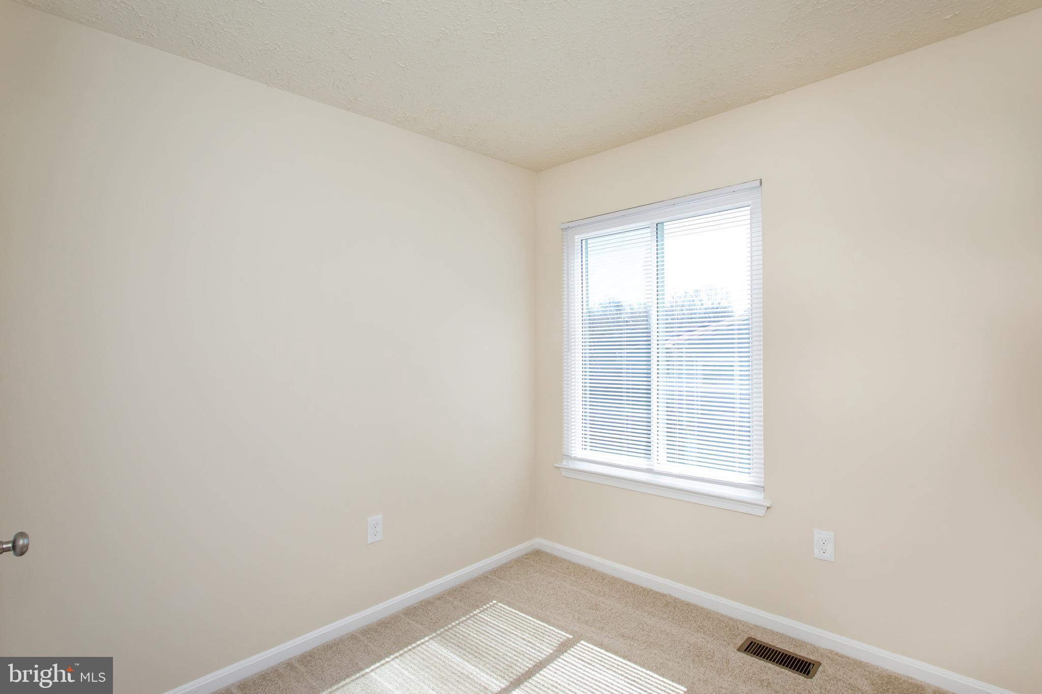 3147 Heath Cote Road Waldorf, MD 20602 - Photo 26 of 33 Bedroom 3