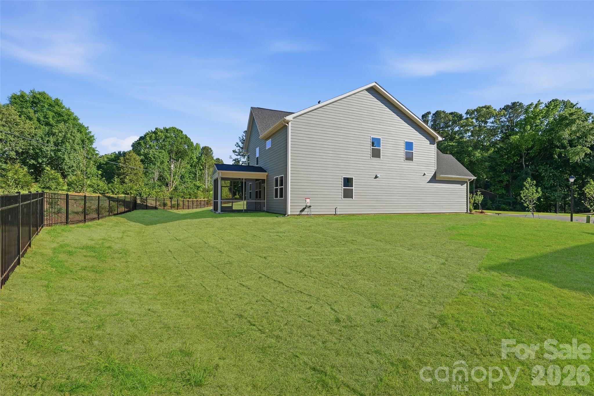 415 Alameda Way Matthews, NC 28104 - Photo 7 of 42