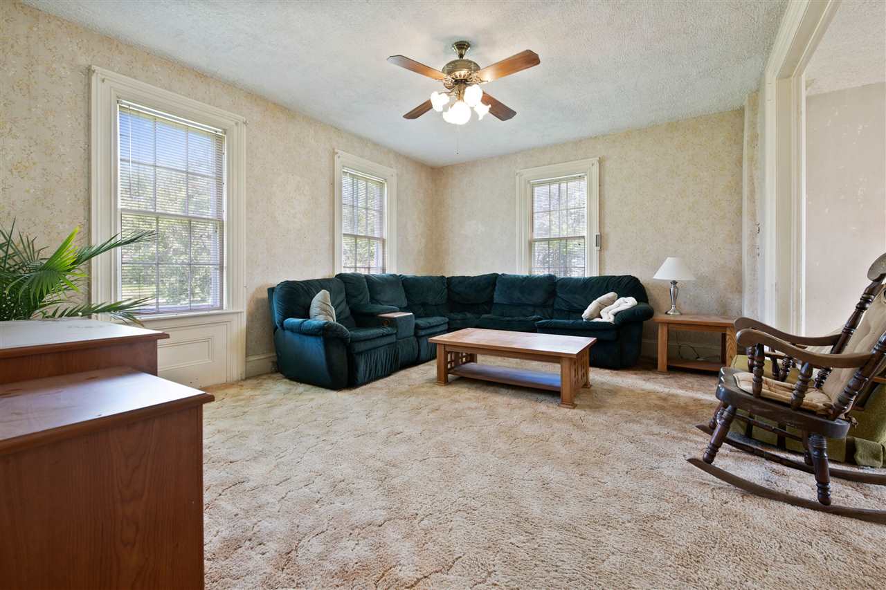 2530 Osborne Road Winnebago, IL 61088 - Photo 5 of 23 Gallery Image 5