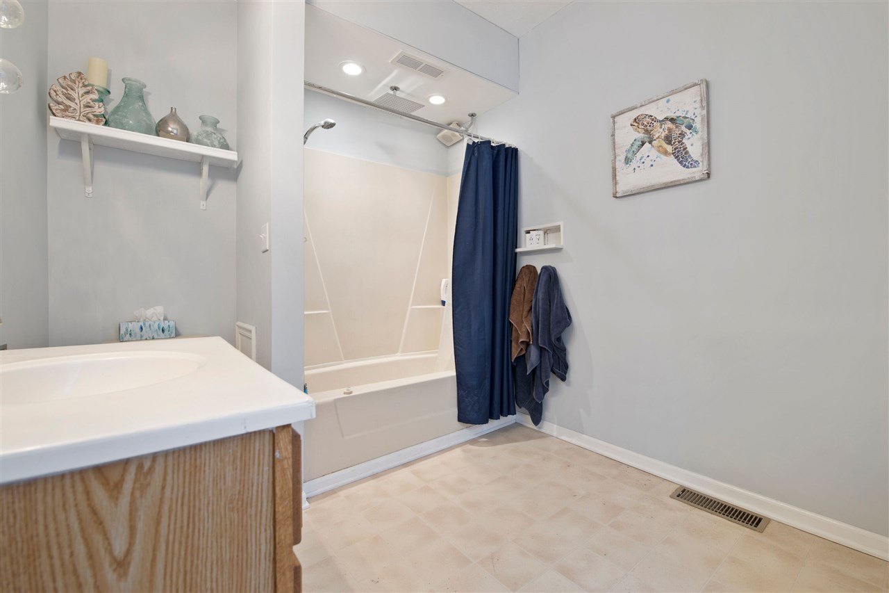 2530 Osborne Road Winnebago, IL 61088 - Photo 9 of 23 Gallery Image 9