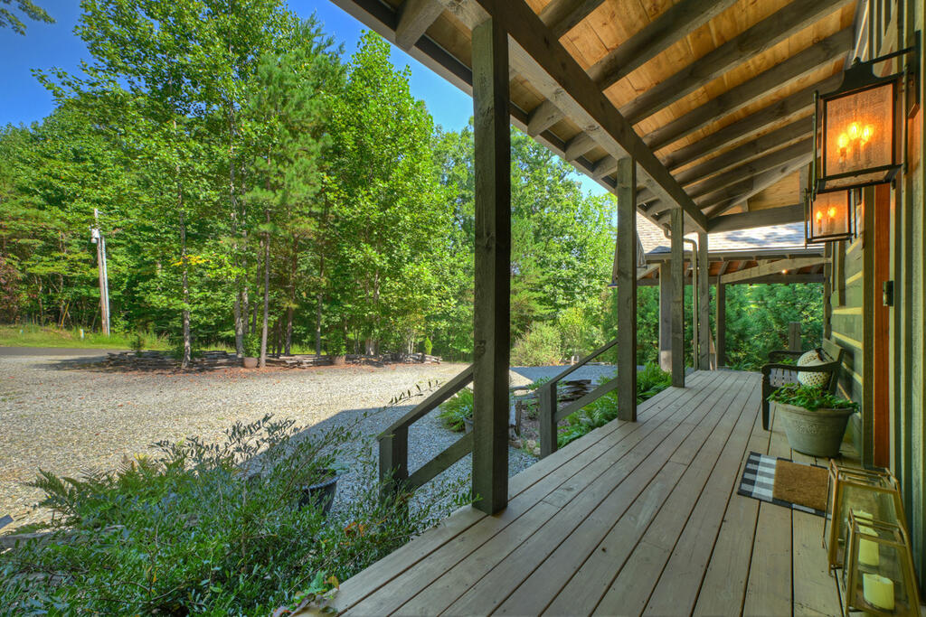199 North Hiawatha Trail Blue Ridge, GA 30513 - Photo 6 of 52 Gallery Image 6