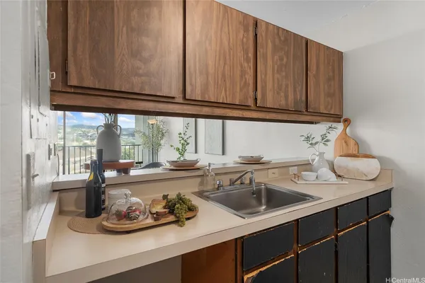 $325,000 | 98-500 Koauka Loop, Unit 16C, Aiea, HI 96701