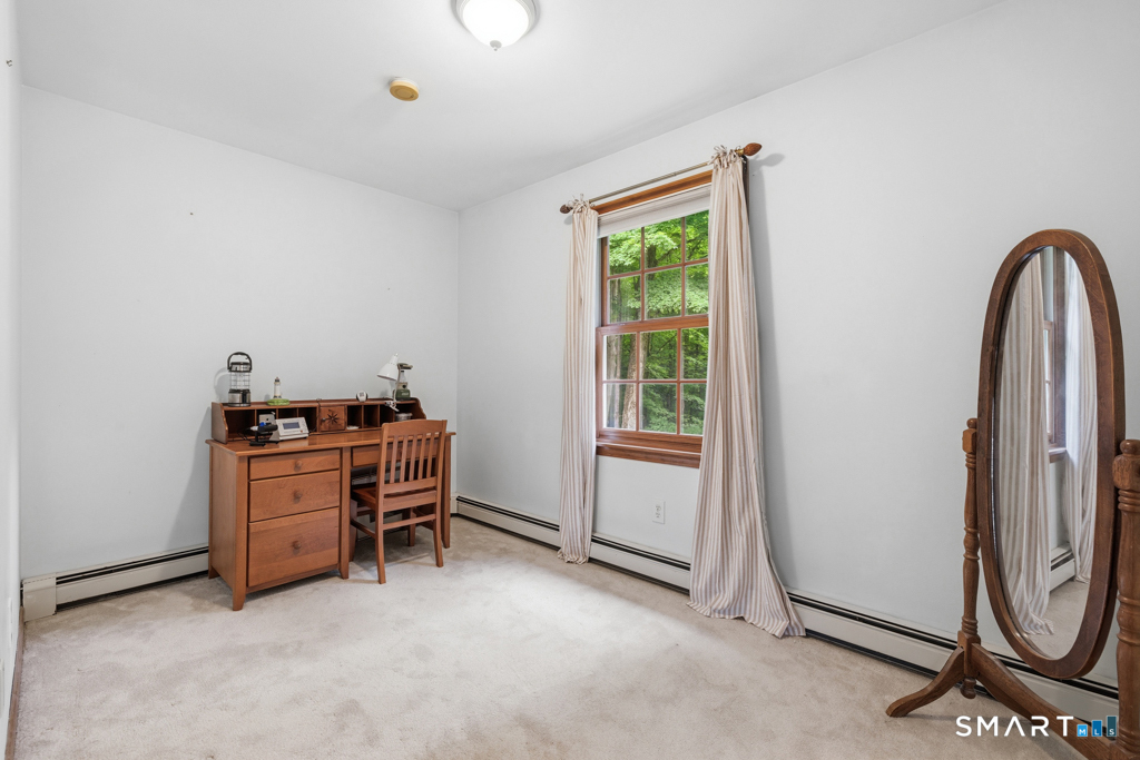 76 Pocahontas Road Redding, CT 06896 - Photo 26 of 32