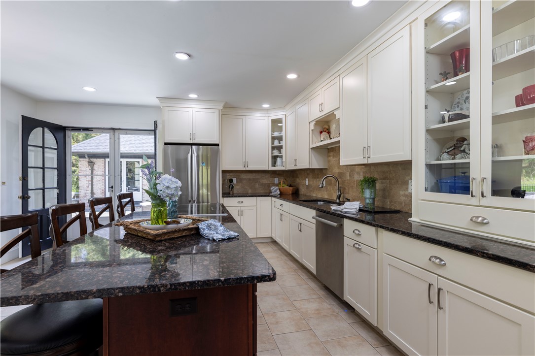 136 White Birch Circle Scituate, RI 02831 - Photo 23 of 44