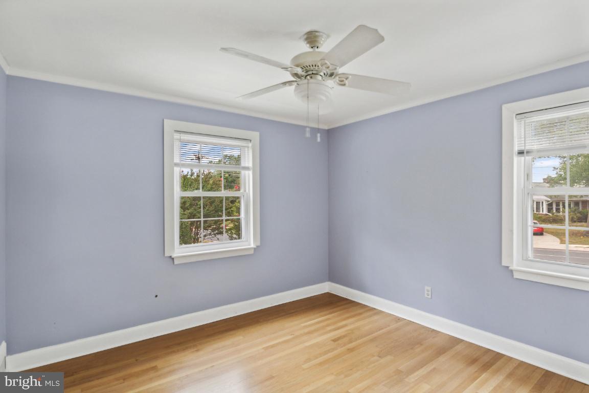 2001 Linden Lane Silver Spring, MD 20910 - Photo 13 of 30 Large Main Floor Bedroom 1