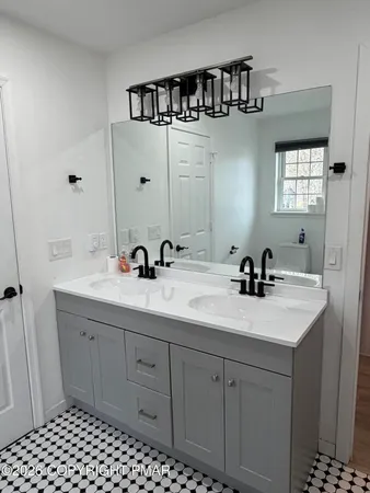 $2,650 | 131 North Shore Drive, Albrightsville, PA 18210